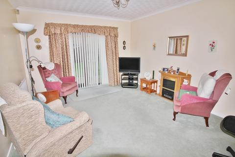 2 bedroom bungalow for sale, Mountbatten Way, Peterborough PE7
