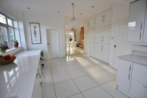 4 bedroom detached house for sale, The Causeway, Peterborough PE6