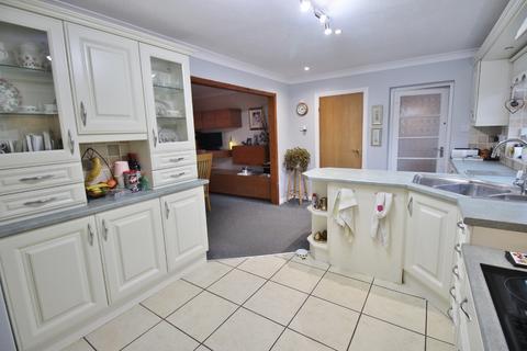 4 bedroom detached house for sale, St Marys Close, Lincolnshire PE12