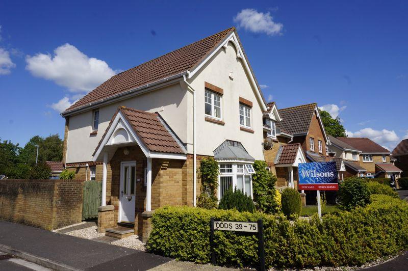 Eaton Crescent, Taunton TA2 3 bed semidetached house £285,000