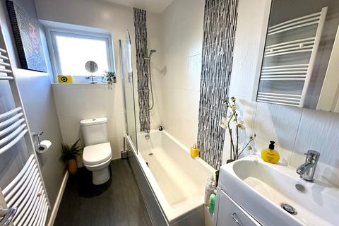 6 Dene Gardens, Minehead, TA24 6BU