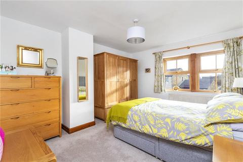 3 bedroom terraced house for sale, Church Street, Addingham, Ilkley, West Yorkshire, LS29