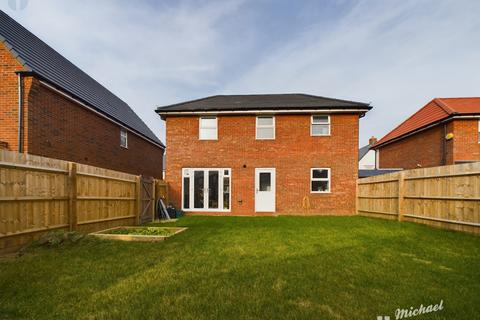 3 bedroom detached house for sale, Rustic Street, Broughton, Aylesbury