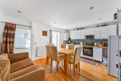 2 bedroom flat for sale - Sulina Road, London, SW2 4EL