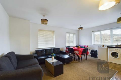 2 bedroom apartment for sale, Grenada Crescent, Milton Keynes MK3