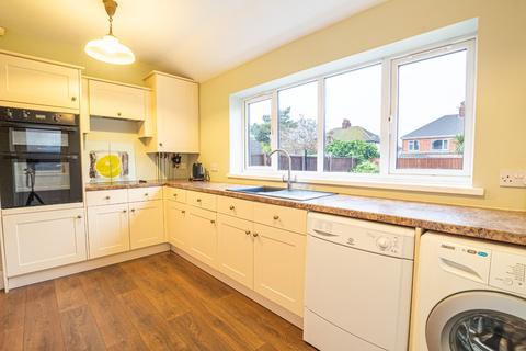 74 Laceby Road, Grimsby, DN34 5BJ