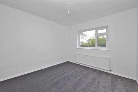 2 bedroom ground floor flat for sale, Cherry Garden Avenue, Folkestone, CT19