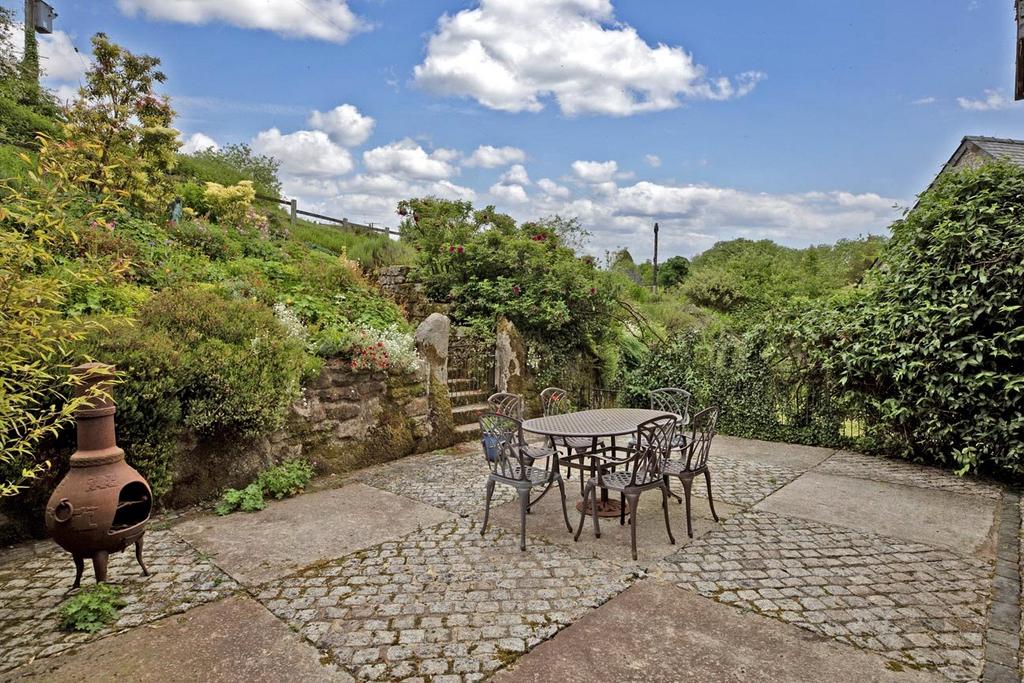 Cottage Courtyard