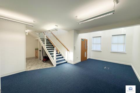 Office to rent, Braunstone Lane, Leicester LE3