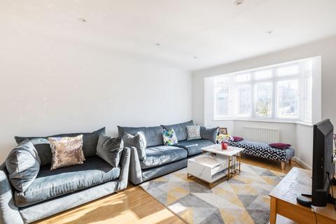 24 Ruffetts Close, South Croydon, CR2 7JS