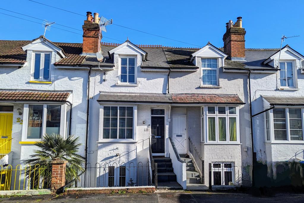 PAXTON ROAD, FAREHAM 3 bed townhouse for sale £375,000