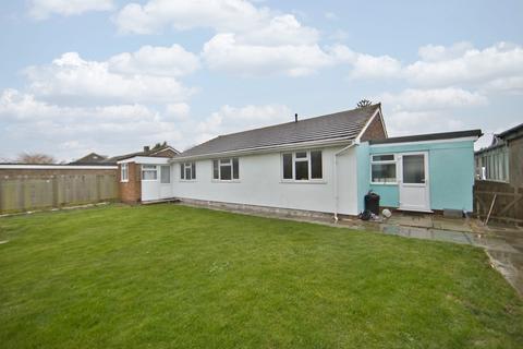 4 bedroom detached bungalow for sale - The Freedown, St. Margarets-At-Cliffe, CT15