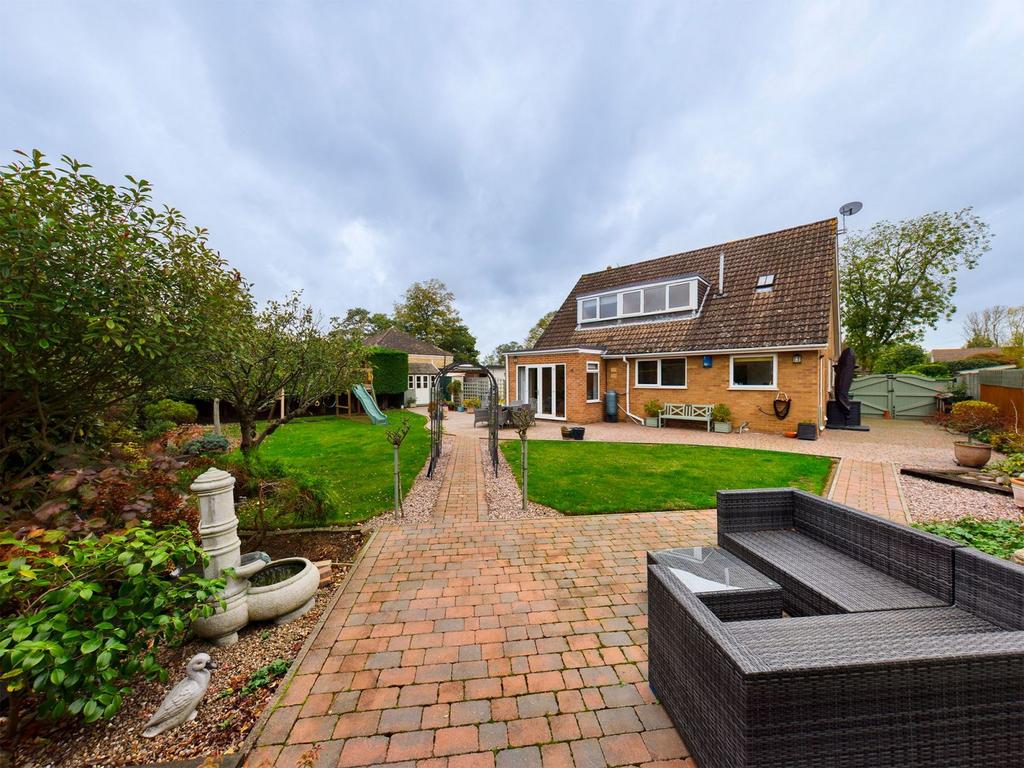 Rear garden