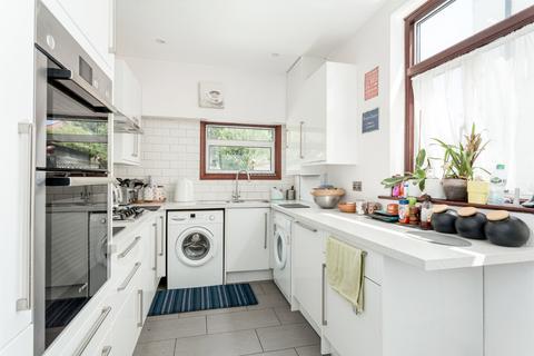 3 bedroom semi-detached house for sale, Hendale Avenue, London NW4