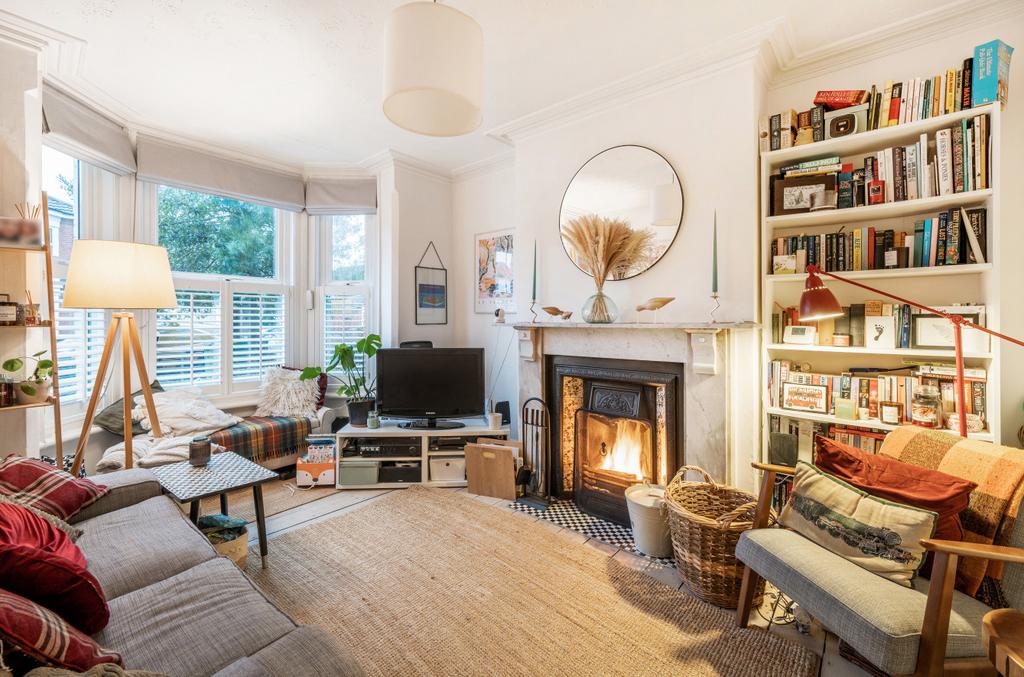 Shirley Park Road, Shirley, Southampton, Hampshire, SO16 2 bed terraced