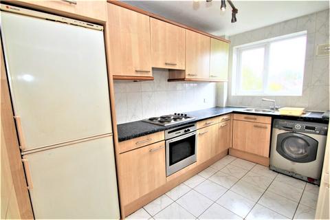 2 bedroom flat for sale, Whitehall Close, Uxbridge, Greater London