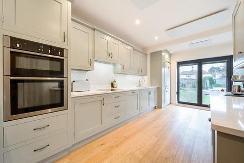 9 Dene Close, Bromley, BR2 7JH