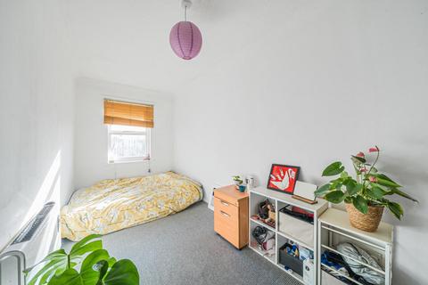 2 bedroom flat for sale, Blenheim Road, Peckham Rye