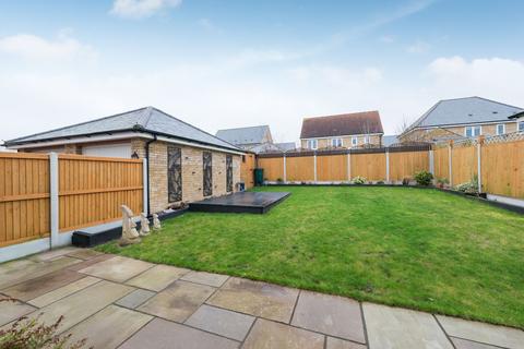 3 bedroom detached house for sale, Gilmour Road, Manston, CT12