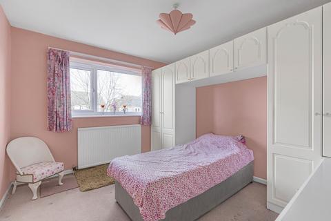 19 Dearlove Close, Abingdon, OX14 1LP
