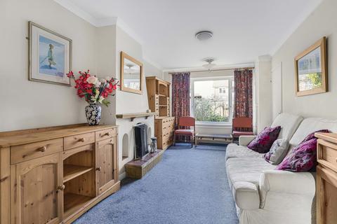 19 Dearlove Close, Abingdon, OX14 1LP