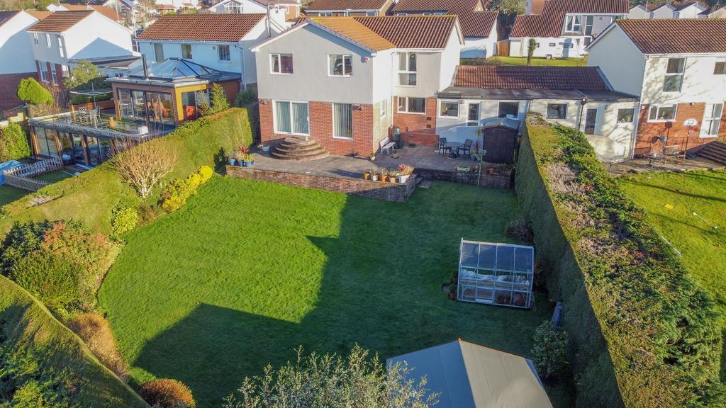 Windermere Crescent, Derriford, Plymouth, PL6 5HX 4 bed detached house