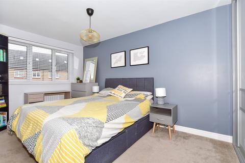14 Eccles Close, Aylesford, ME20 7GU