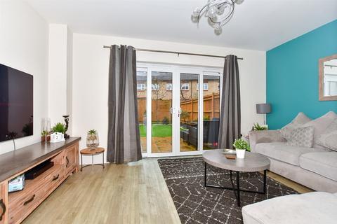 14 Eccles Close, Aylesford, ME20 7GU