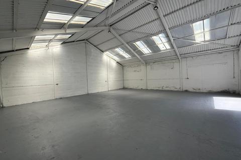 Industrial unit to rent, Park Lane East, Taunton, West Midlands, DY4