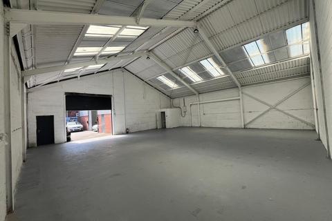 Industrial unit to rent, Park Lane East, Taunton, West Midlands, DY4