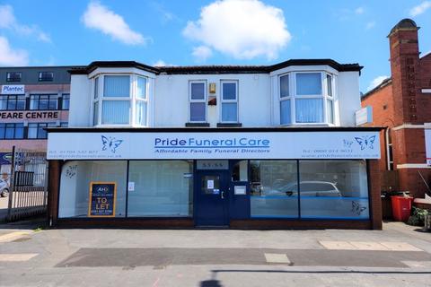 Shop to rent, Shakespeare Street, Southport PR8