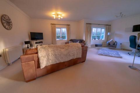 2 bedroom apartment for sale, The Pavilions, Fairway Drive, Ramsey, IM8 2BQ