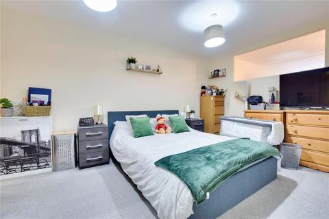 2 bedroom apartment for sale, Rope Walk, Ipswich, Suffolk, IP4
