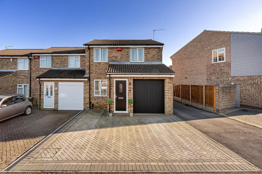 Hanway, Gillingham, ME8 3 bed end of terrace house £325,000