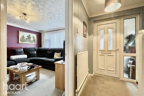 18 Alpine Way, Luton, LU3 3HF