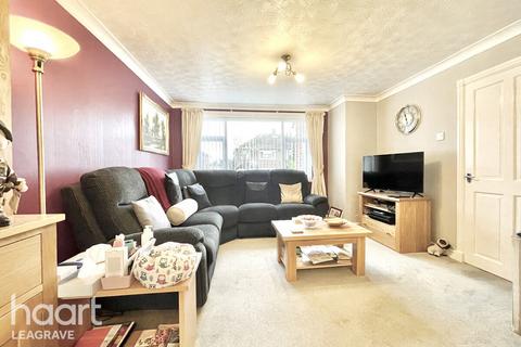 18 Alpine Way, Luton, LU3 3HF
