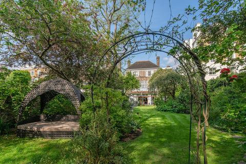 6 bedroom detached house for sale, Hamilton Terrace, London, NW8