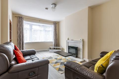 2 bedroom semi-detached house to rent - 2565L – McDonald Road, Edinburgh, EH7 4NW