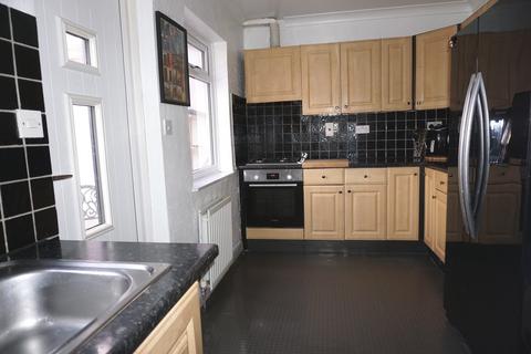 1 Clippesby Close, Chessington, KT9 2DX