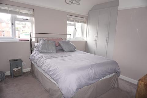 1 Clippesby Close, Chessington, KT9 2DX