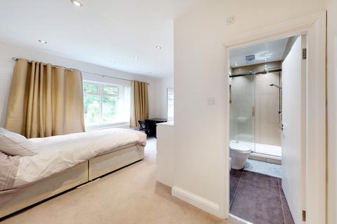 3 bedroom flat to rent, Finchley Road, Golders Green, NW11