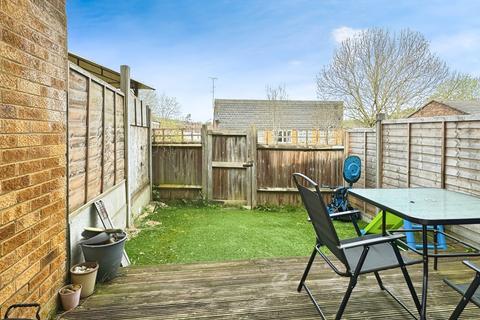 8 Alfred Close, Chatham, ME4 5EE