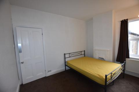 1 bedroom in a house share to rent, Princess street, Dogsthorpe, Peterborough, PE1