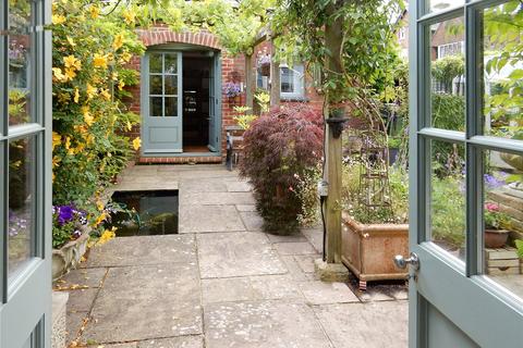 51 Hare Lane, Godalming, GU7 3EE