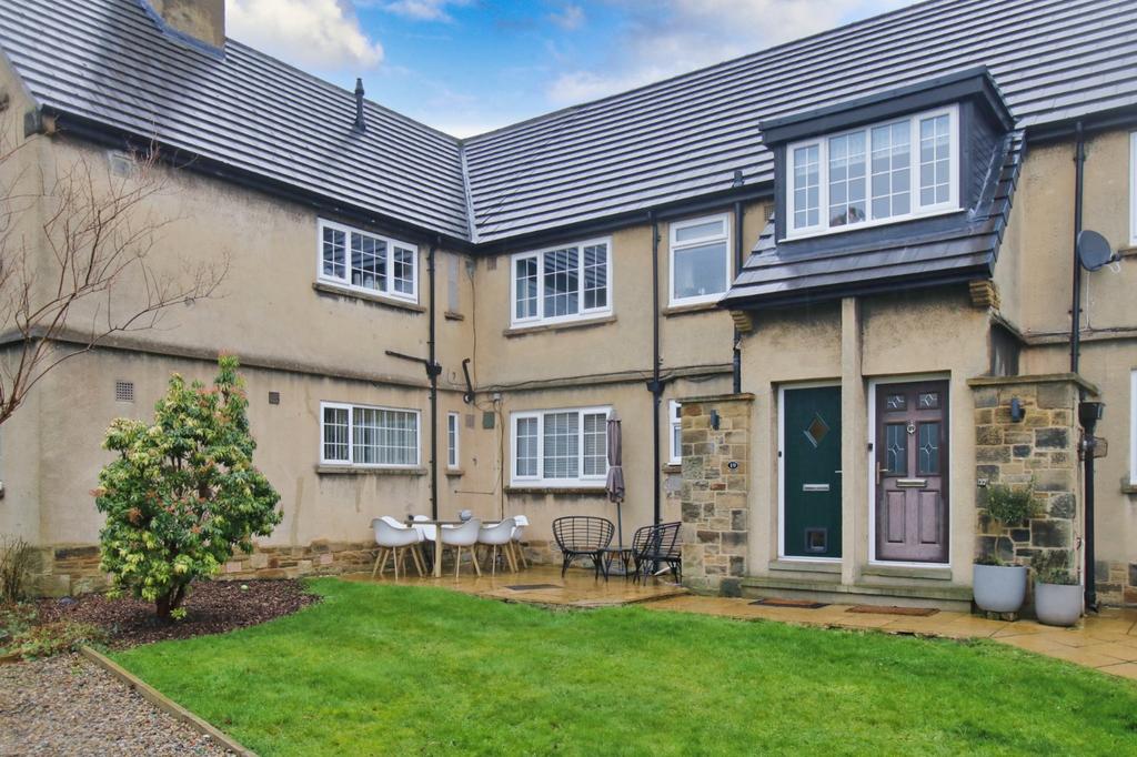 Southway, Horsforth, Leeds, West Yorkshire, LS18 2 bed flat for sale
