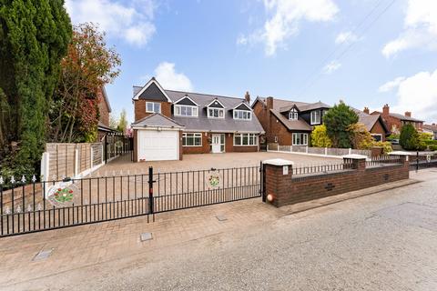 4 bedroom detached house for sale, Kenyon Lane, Lowton, WA3