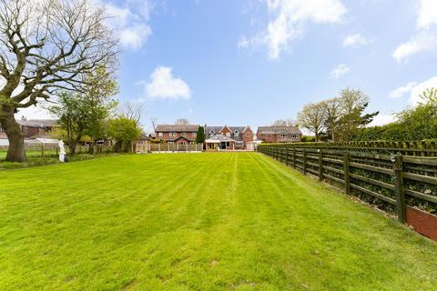 4 bedroom detached house for sale, Kenyon Lane, Lowton, WA3