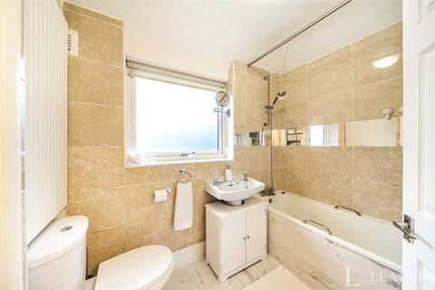 94 Brockill Crescent, London, SE4 2QD