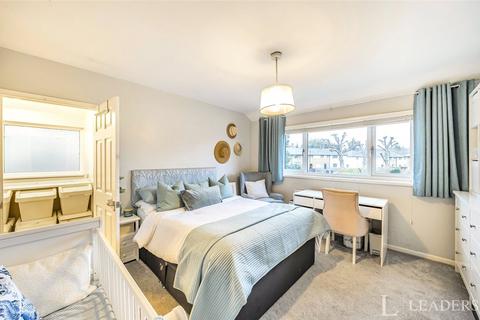 94 Brockill Crescent, London, SE4 2QD