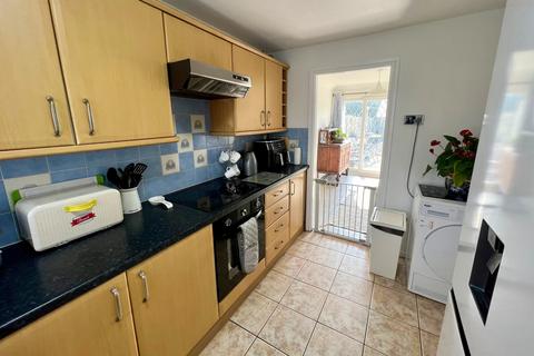 87 Dyche Road, Sheffield, S8 8DR